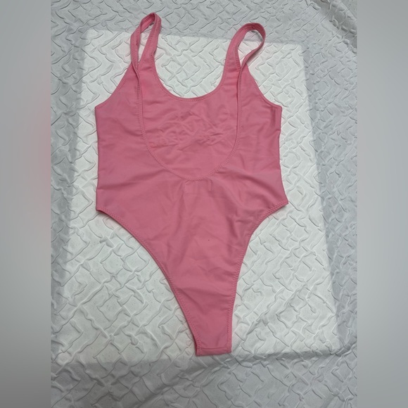 NWOT ⚜️💖⚜️ Laina Rauma rare! pink thong one piece bikini swimsuit - Picture 10 of 14